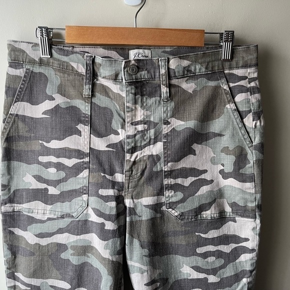 J Crew Straight-leg crop pant in camo soft sateen size 30 - Picture 4 of 13